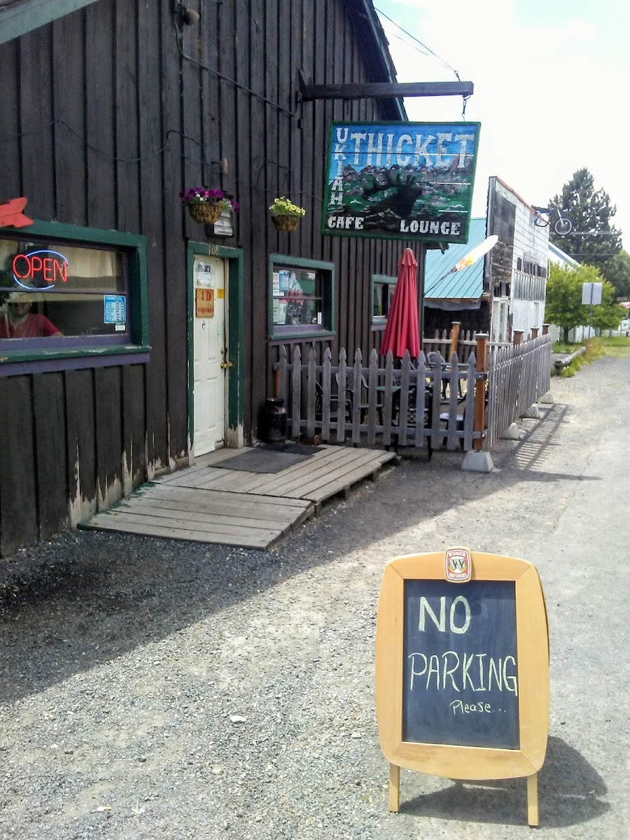 Ukiah Thicket Cafe & Bar-5